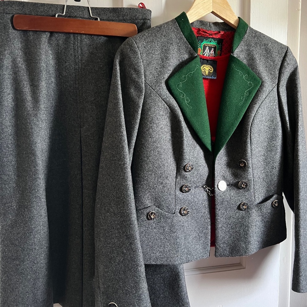 Salzburger Trachten aus Osterreich von Wenger Wool Suit - Women's Size EU 38